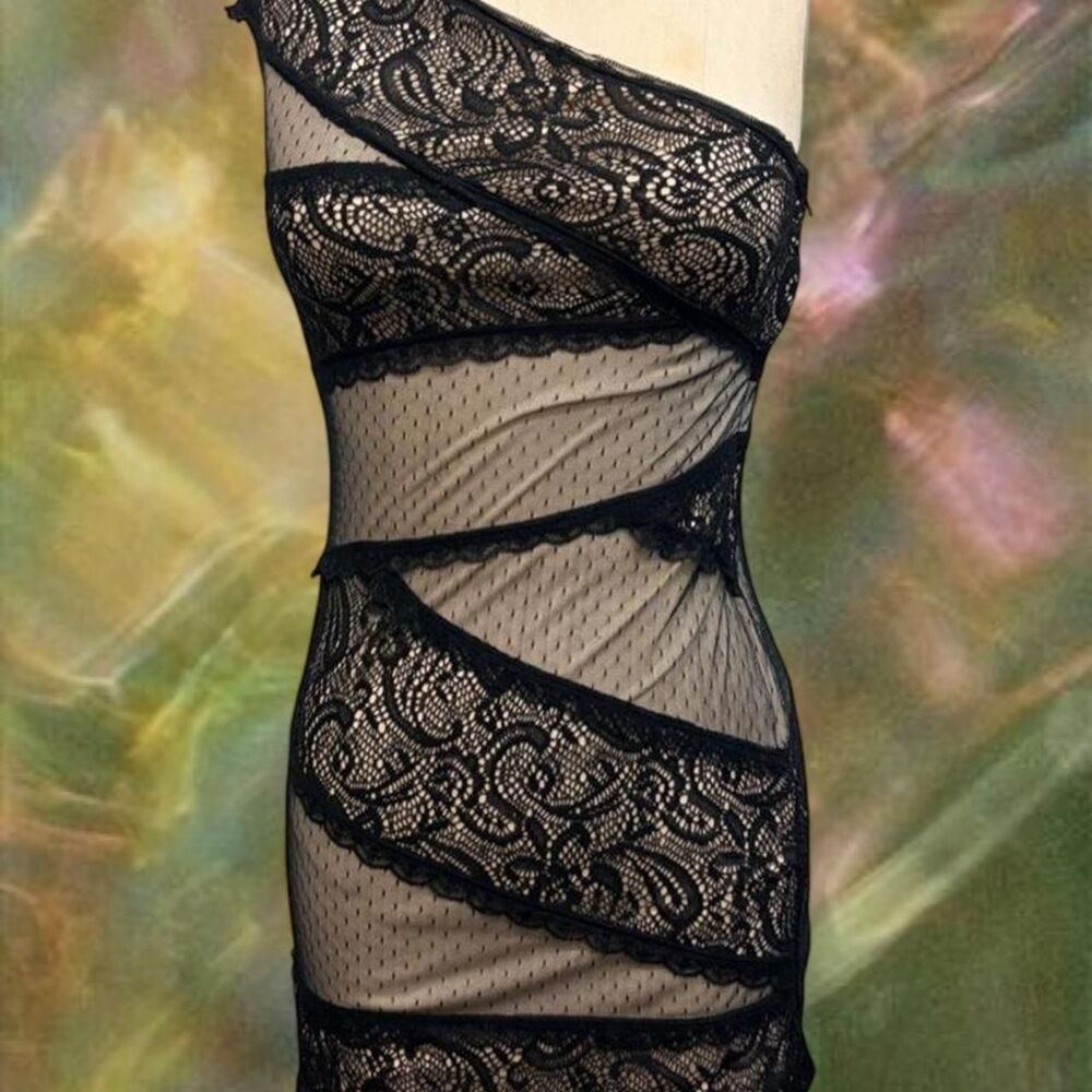 Y2K One shoudler black lace bodycon dress with nude lining size medium